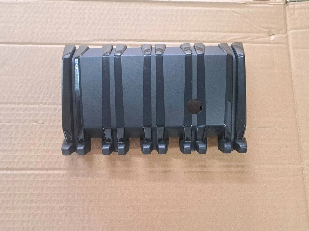 фото №1, Skoda octavia iv lift заглушка решетка радара