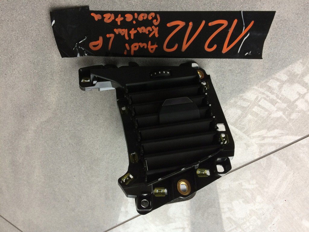 фото №1, Audi a1 ii 82a решітка обдув 82b820902a - 901a