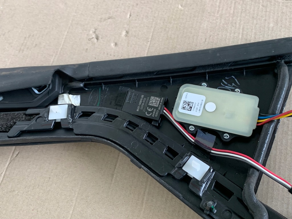 фото №16, Ford mustang mach-e 2021r молдинг рамка захист ручка двері правий задня задня