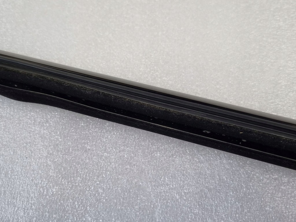 2022 mercedes-benz gls x167 молдинг стекло задний a1677307401 Оригинал