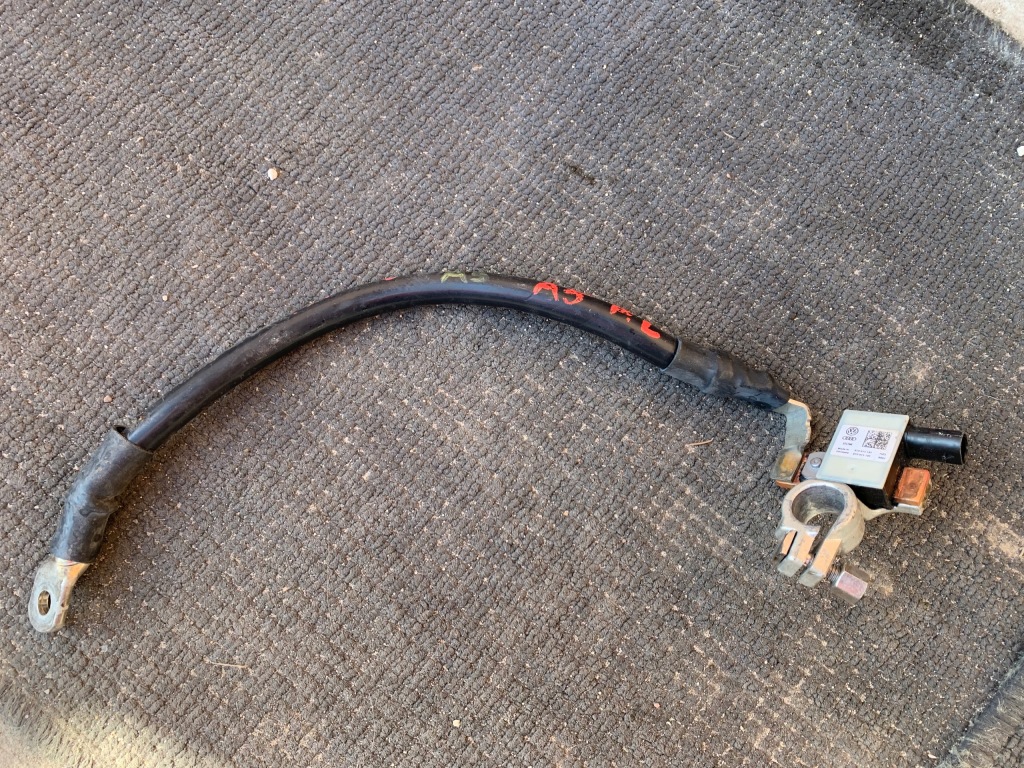 Купить Audi a5 8t a4 b8 клемма минусовая 8t0915181