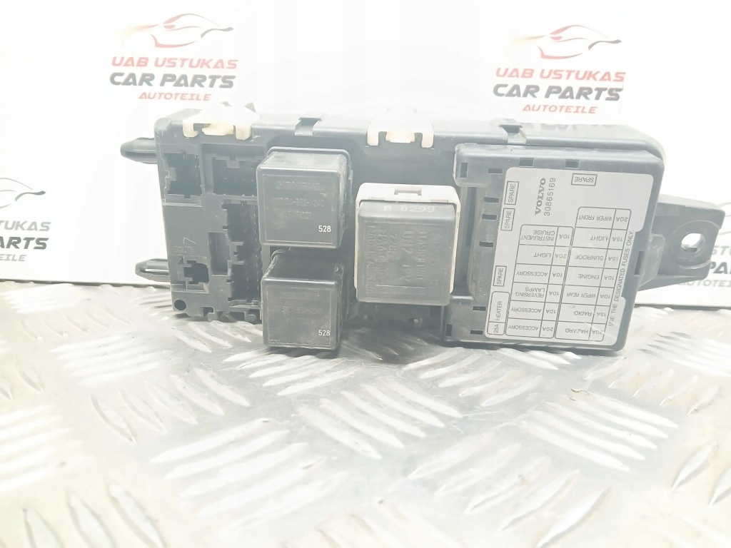 Купить Коробка предохранителей volvo v40 estate vw 30865169 1.8l бензиновый 85kw