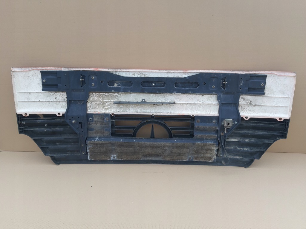 фото №7, Mercedes actros mp1 ls капот решётка радиатора решётка радиатора