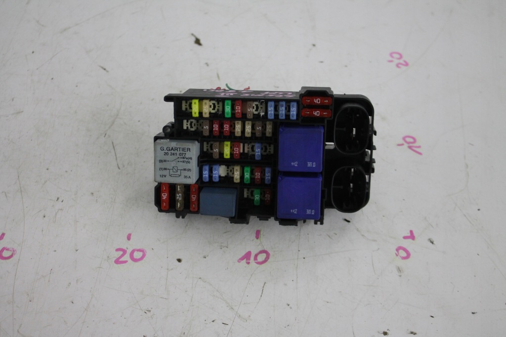 фото №1, Корпус коробка запобіжників scenic 3 iii 1.6 dci