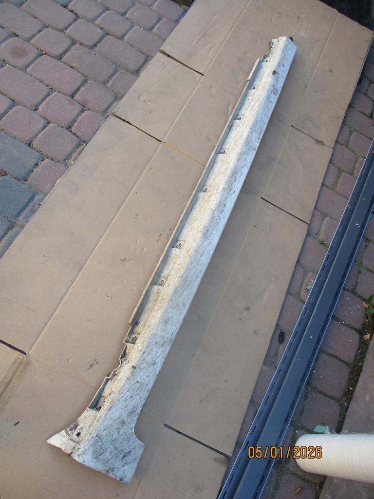 фото №1, Seat exeo st накладка na поріг kombi права