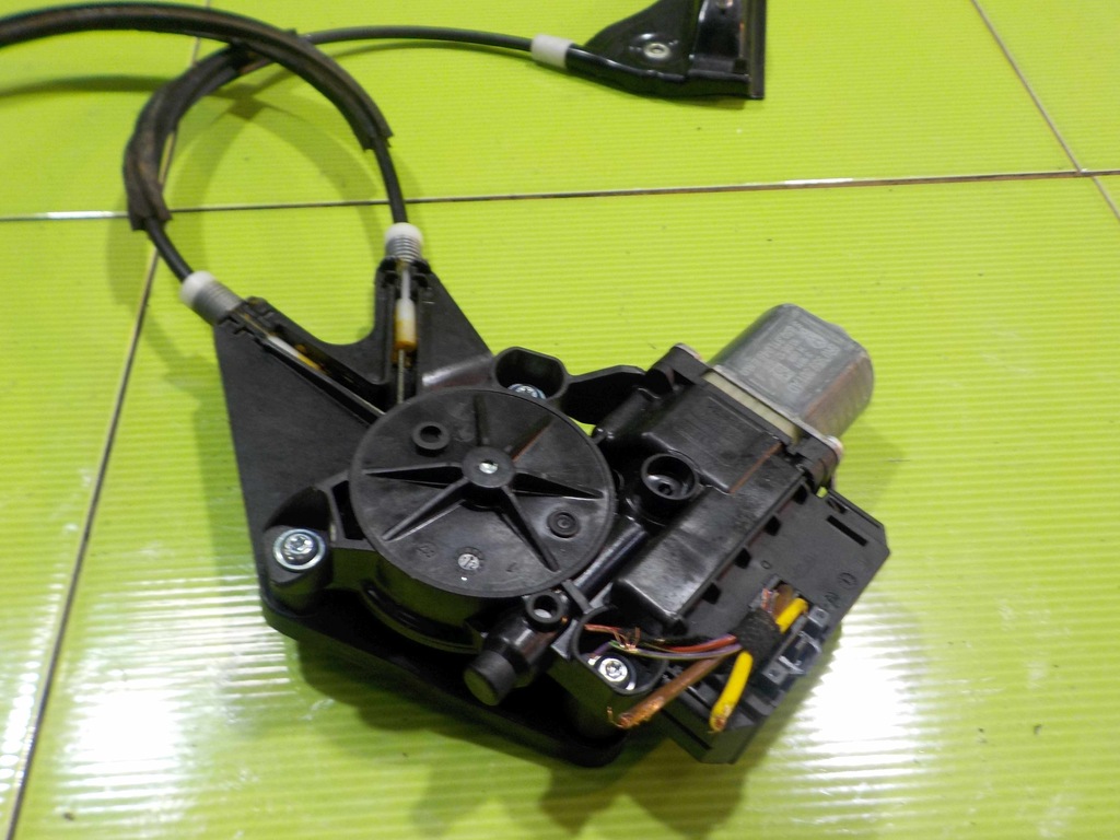 фото №5, Vw polo v 6r 13r 5d подъемник стекло левый перед