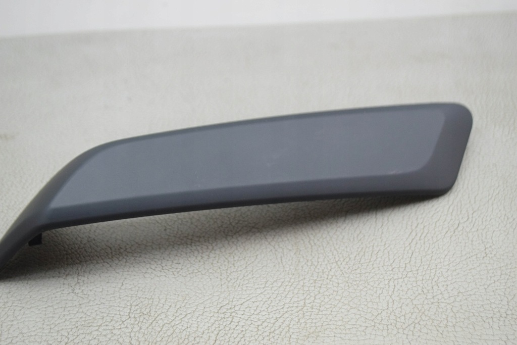 фото №9, Молдинг декоративная обшивка задних правых дверь audi q5 fy 80a867372 2018