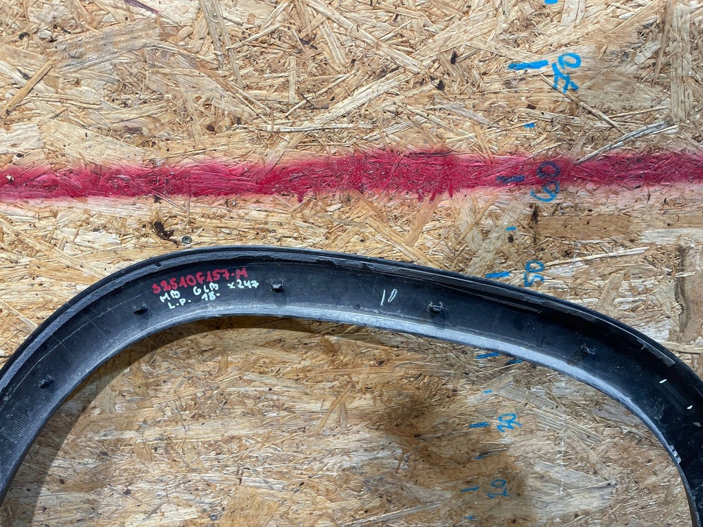 фото №7, Mercedes glb w247 x247 19- молдинг накладка na крыло левый перед передняя