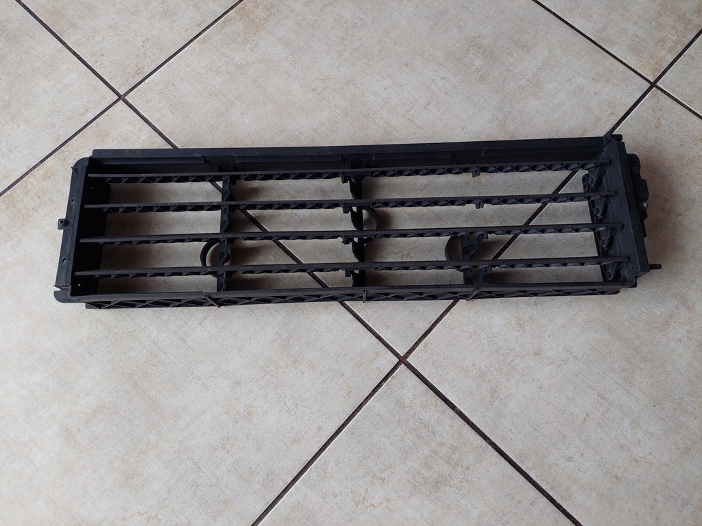 фото №1, Воздуховод воздуха - жалюзи - renault clio iv - lift - 16-19