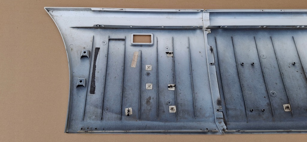 фото №9, Scania r s спойлер międzyosiowy лівий обшивка захист 2338003 2337981