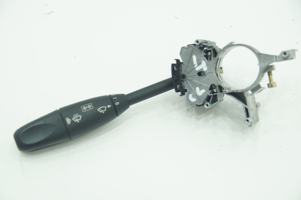 фото №1, Переключатель поворотник mercedes-benz оригинальный номер 2205450010