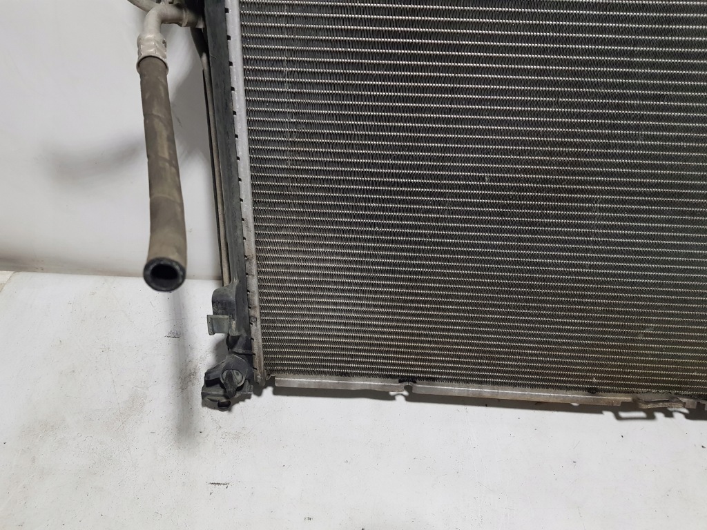 Радиатор комплект воды кондиционер кондиционера mercedes w166 ml 3.0 cdi Оригинал