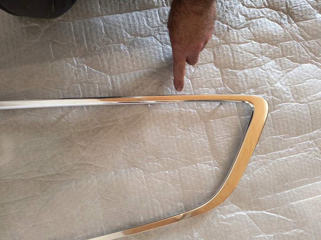 фото №9, Volvo v60 ii kombi 2018- молдинг хром скло правий задня