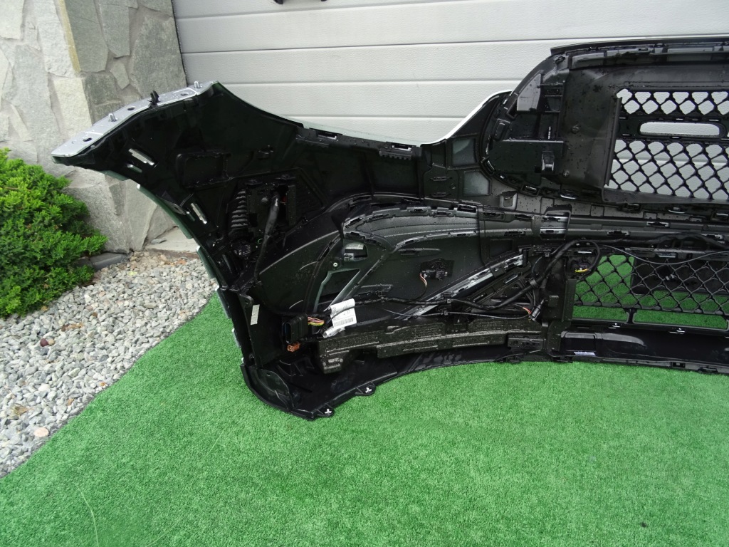 Купити Бампер перед решітка радіатора mercedes glc amg w254 2022