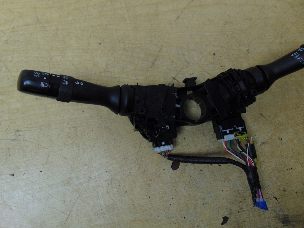 фото №12, Переключатель комбинированный toyota prius ii 2002-