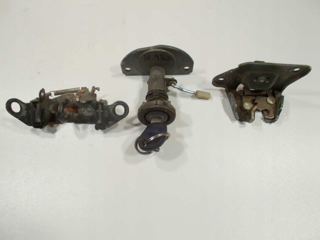 Купить Замок багажника вкладка fiat seicento ключ засов oryg.