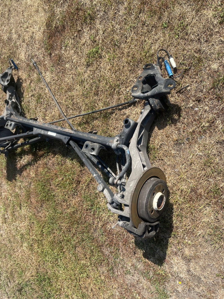 Балка подвеска полный задний  подрамник балка mini cooper r56 Оригинал