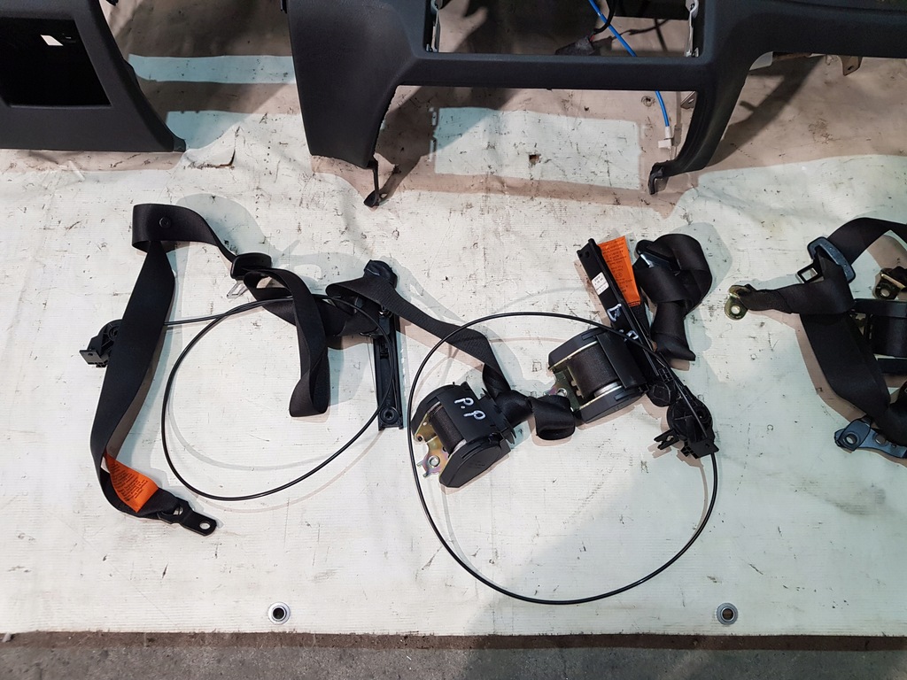 фото №9, Приборная панель приборная приборная панель bmw 5 e39 eur aibag ремни комплект