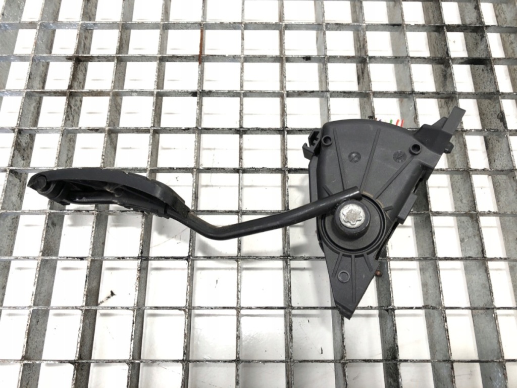 Потенциометр газа renault master ii 8200778349 2.5 115km педаль Доставка