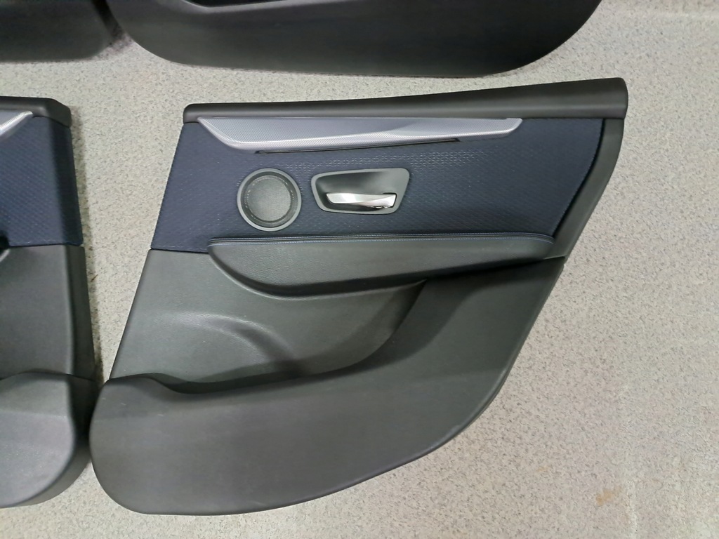 фото №6, Bmw 2 f45 m-pakiet оббивка двері обшивки перед задня комплект