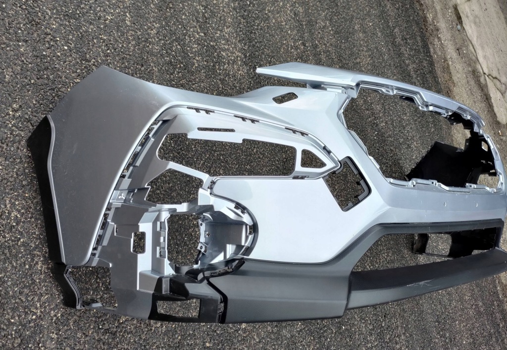 Передній бампер перед subaru crosstrek 2022 -57704fn200 Недорого