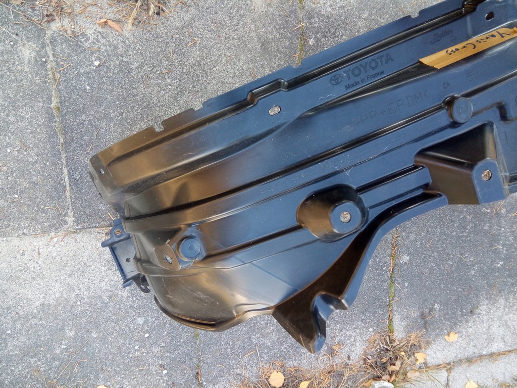 фото №8, Підкрилок toyota yaris cross перед oryg.