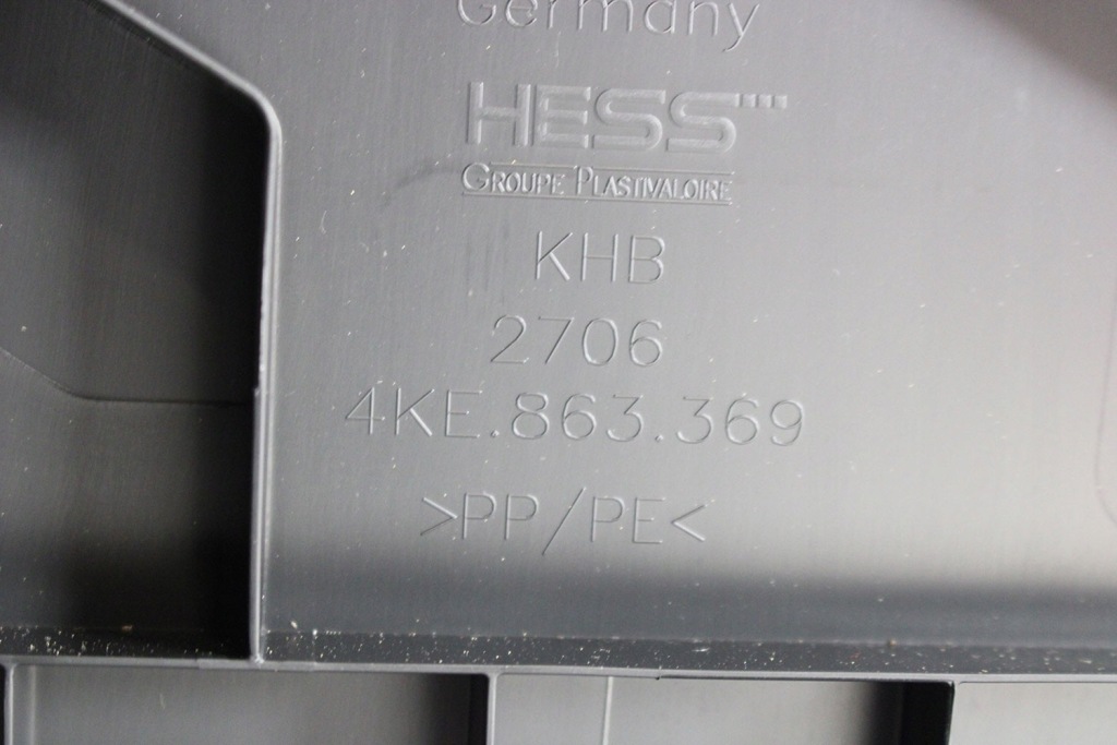 фото №9, Audi e-tron защита крышка двигателя 4ke863463 4ke863362b 4ke863369 etron 4ke