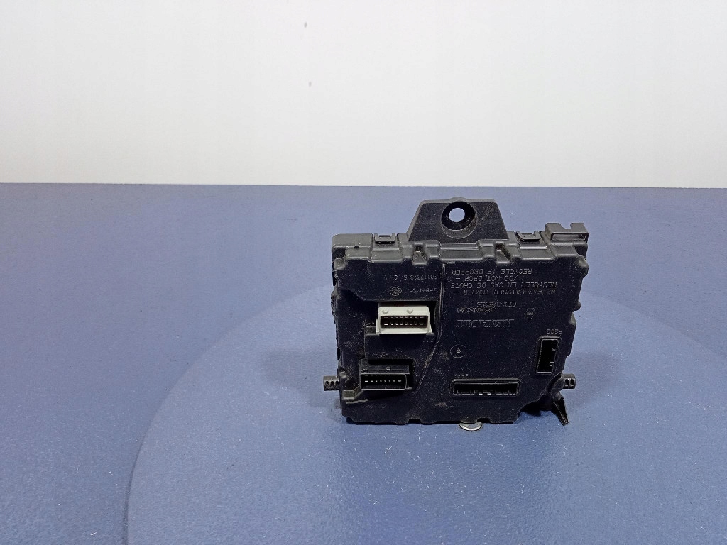 Купити Renault kangoo ii блок керування модуль bcm 8201077402b