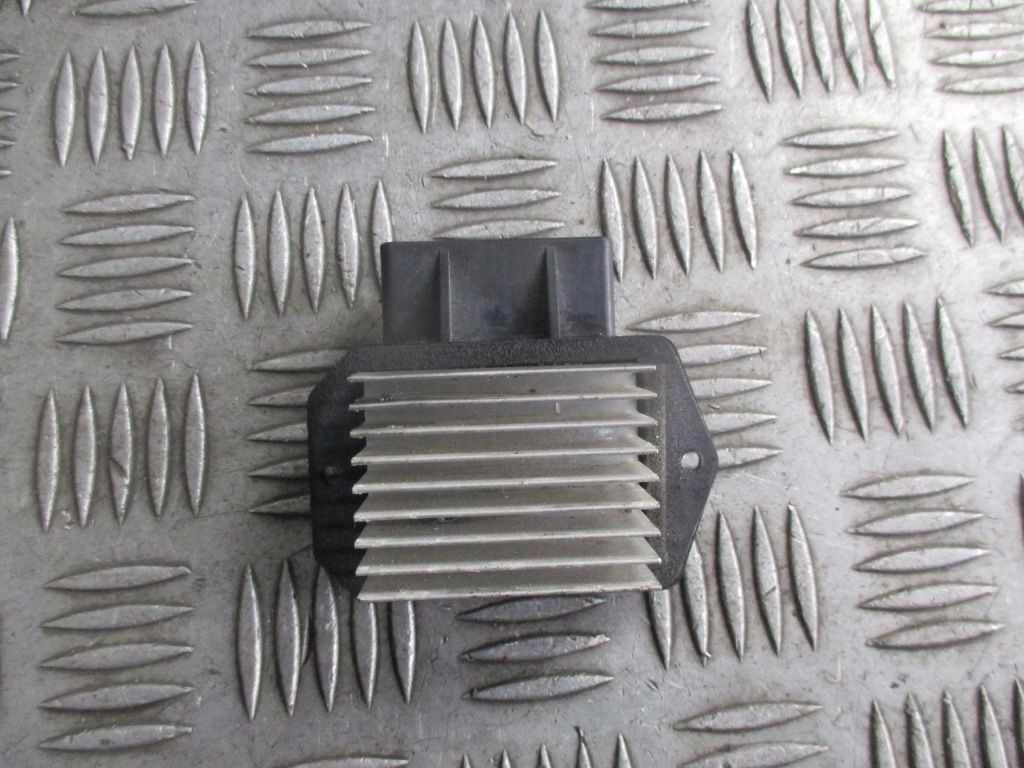 фото №4, Резистор вентилятор резистор corolla verso ii 04-07