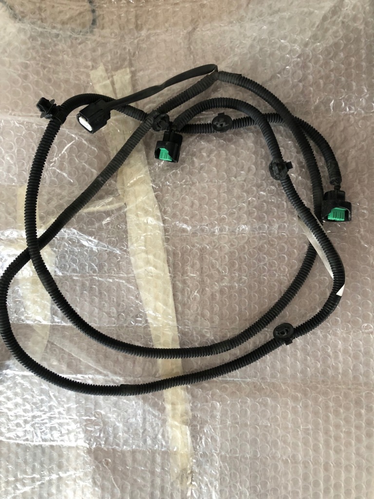 фото №1, Жгут противотуманных фар outlander ii 8518a008 oryg. używa