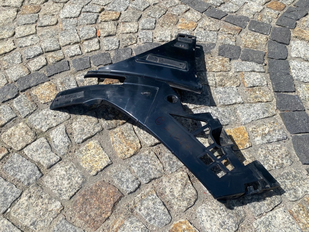 Mercedes 118 cla amg направляющая бампера правый перед 1188853601 оригинал Оригинал