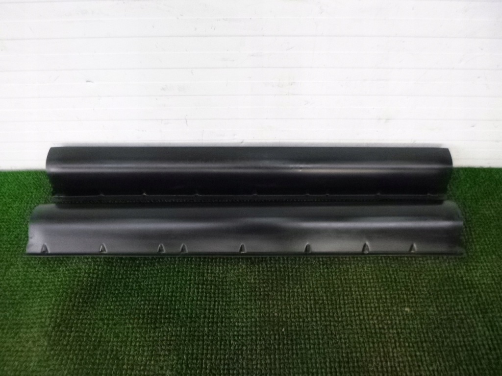 фото №1, Rexton 06- молдинг поріг права ліва накладка оригінальний номер