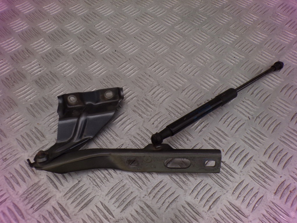 фото №2, Петля капот левый audi q5 12r