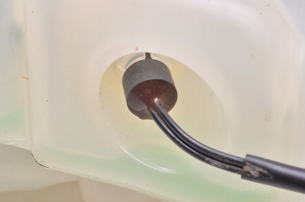 фото №6, Volvo s80 xc60 i xc70 s60 v60 d4 бачок расширительный 31368311