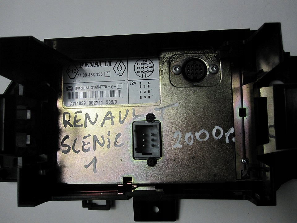 фото №2, Годинник дисплей renault scenic i 00r