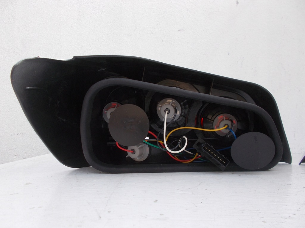 фото №8, Лампа задняя задняя peugeot 306 gti europa правая левая