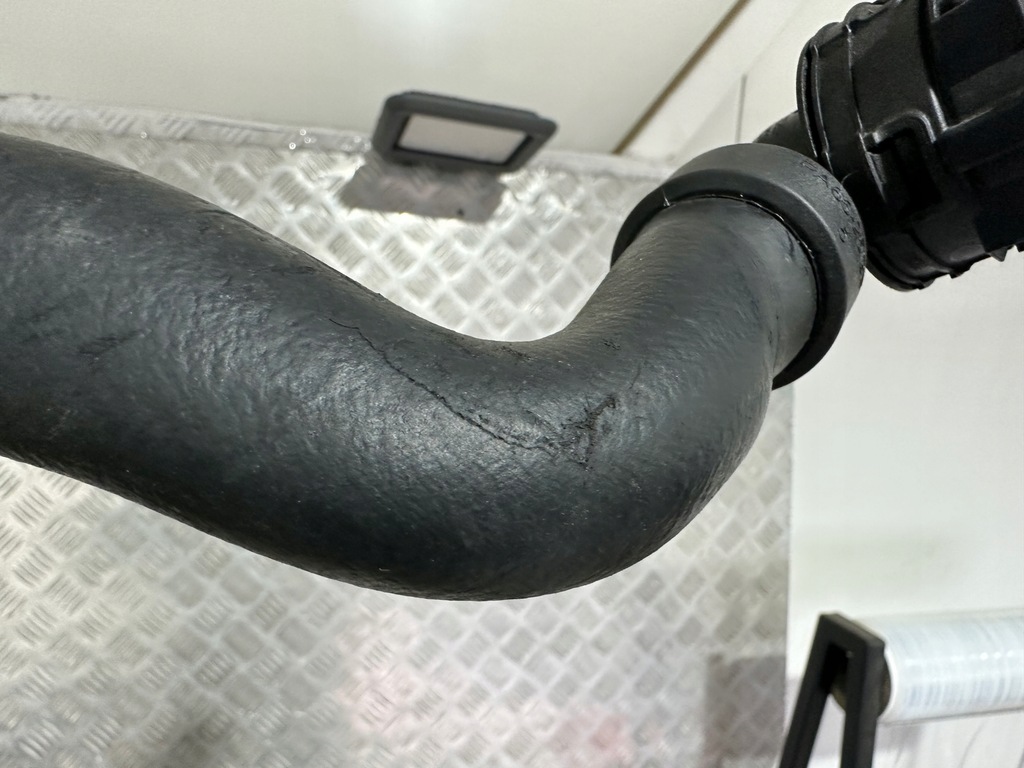 фото №7, Opel astra l 1.2 turbo труба wąż wody hsr23021