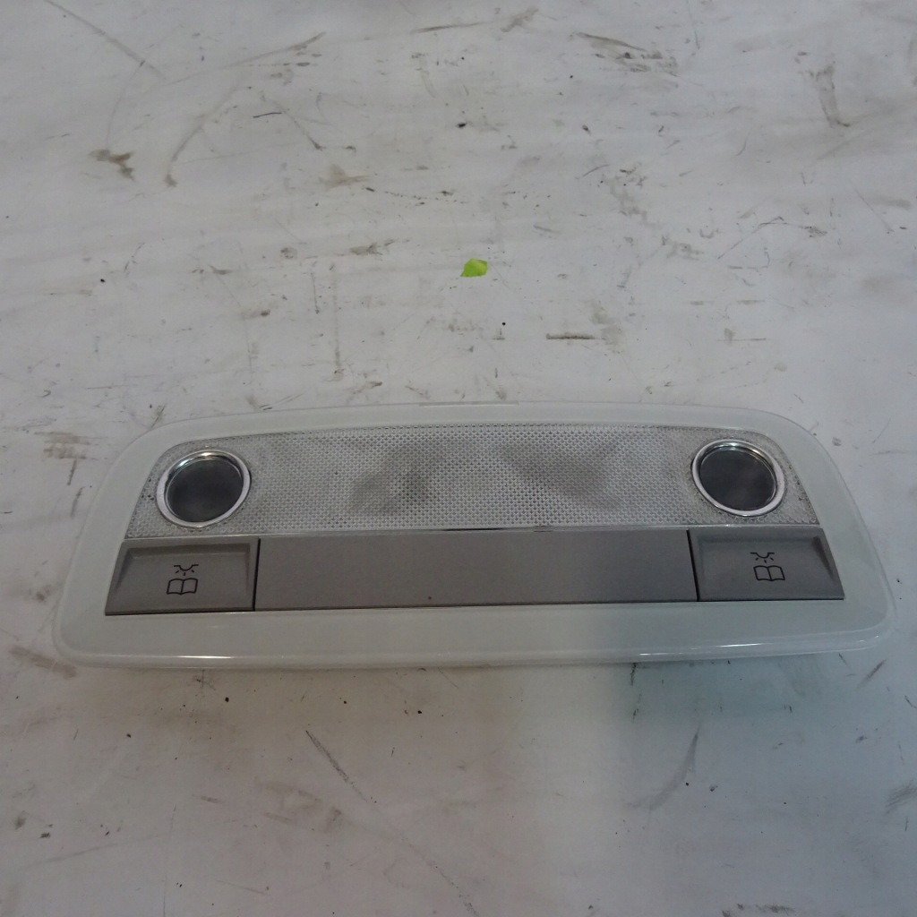 фото №1, Mercedes c w204 лампа салона задняя a2048204901