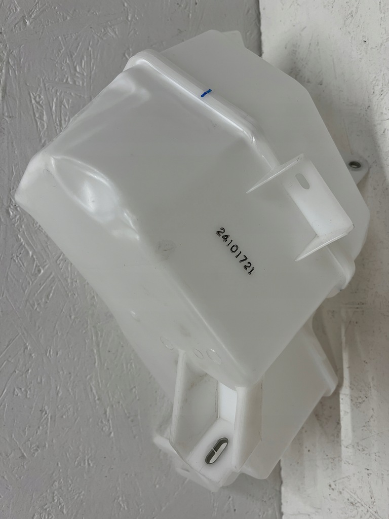 фото №5, Toyota corolla cross бак розпилювача 8531516230