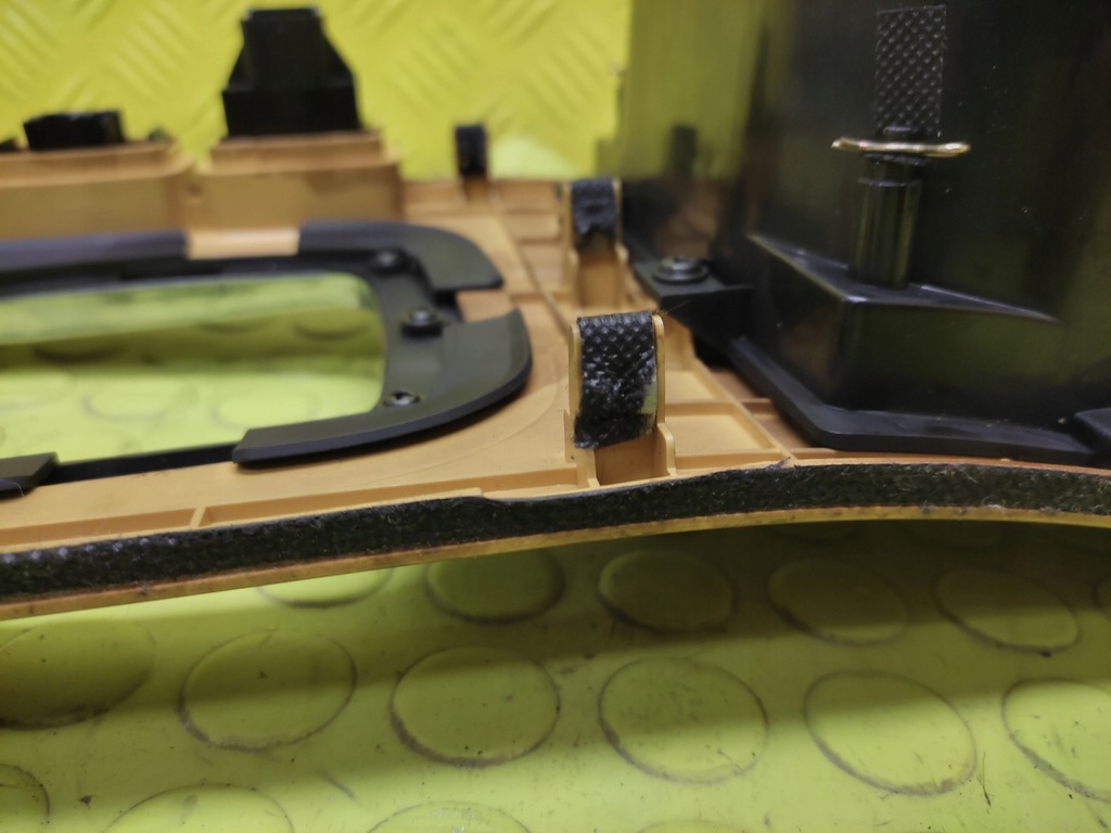 фото №7, Kia opirus рамка бардачок панель середній