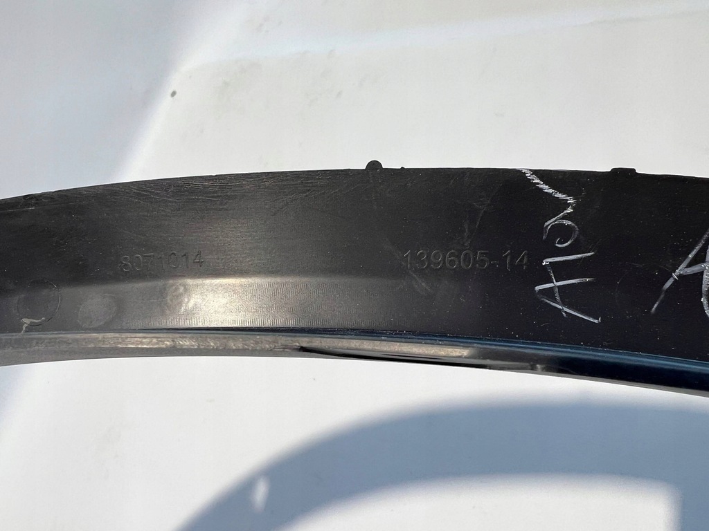 фото №10, Молдинг крила задня правий bmw x4 g02 m набір 8071014