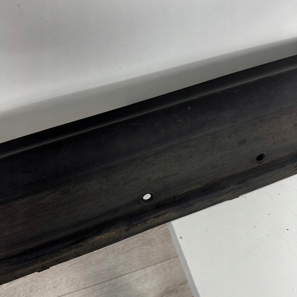 Накладка накладка  порог правая порог правый  mini countryman r60 оригинальный номер 71675920 Цена