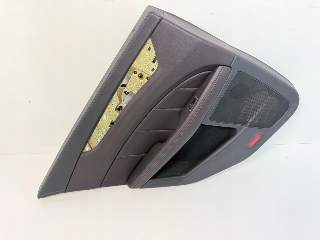 фото №1, Mercedes w218 cls обшивка задний левый