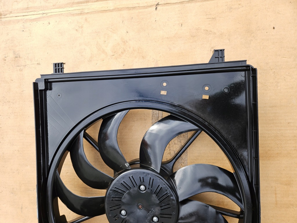 Вентилятор радіатора maserati ghibli 3 3 levante 5020694 16478747 m156b Ціна