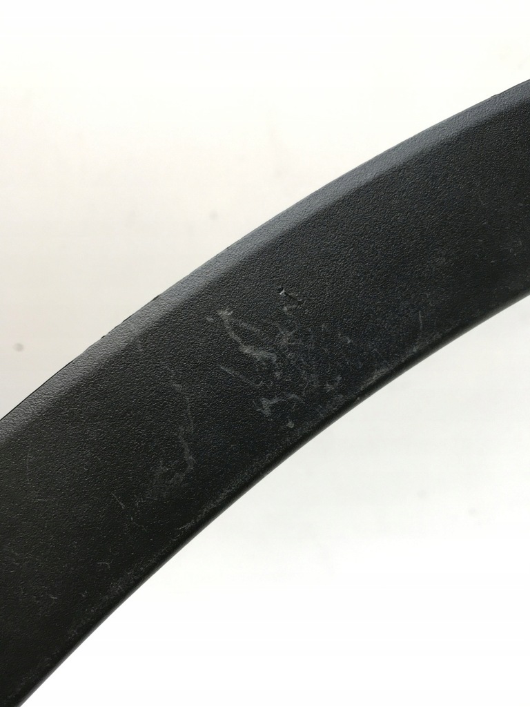 фото №14, Tesla model y 20- накладка молдинг крыла правый перед 1658692-00-a