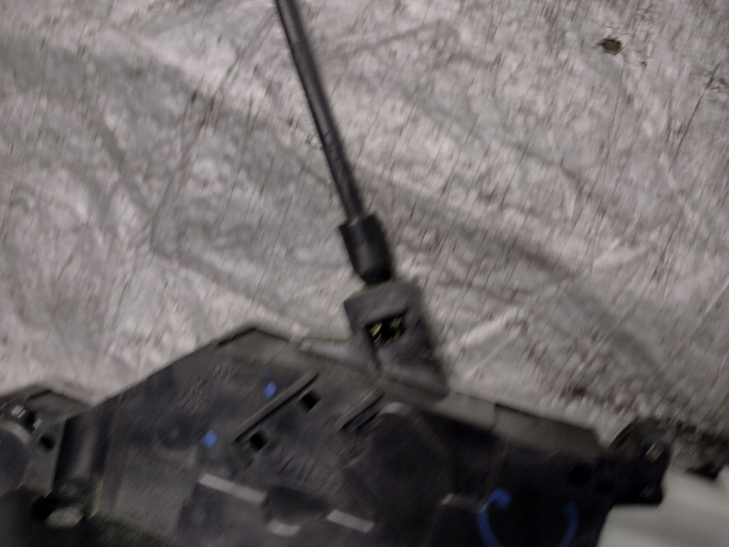 фото №13, Замок двері правий перед peugeot 207 5d eu