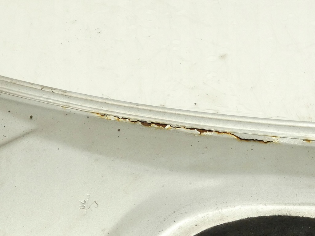 фото №13, Капот кришка двигуна skoda yeti 5l 08-12r срібляста la7w