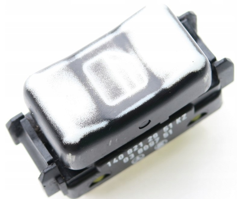 фото №1, Кнопка скло mercedes c w202