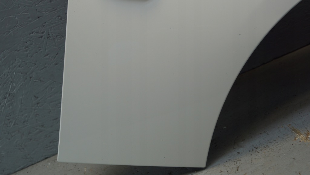 Крыло  правый  перед bmw e90 e91 Киев