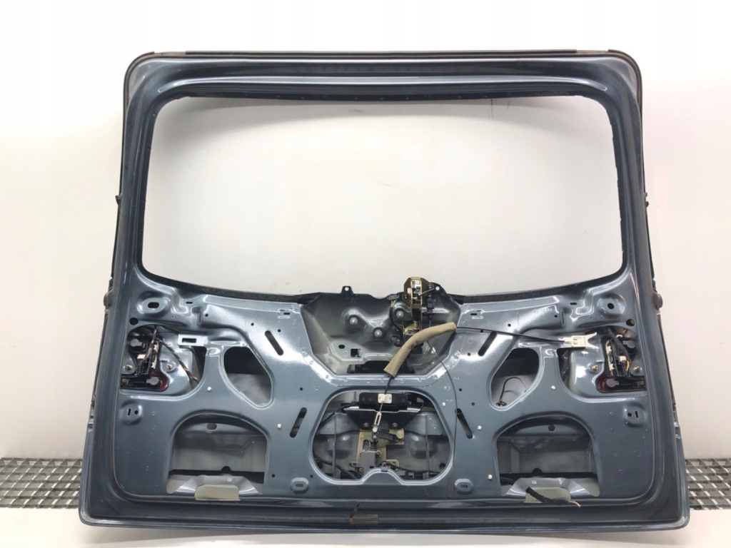 фото №4, Крышка багажника задняя vw touareg suv 02-13